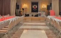 Coralistas y socios colaboradores de la Coral Harmonia Polifònica de València celebrando la comida de fin de curso en junio de 2026.